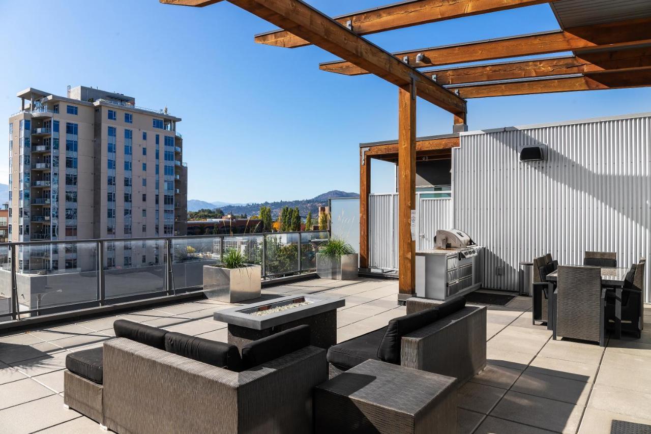 Corner Nest - Luxury Brand New Top Floor 2Bedroom Condo Kelowna Bagian luar foto